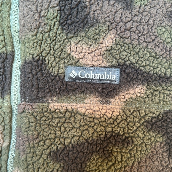 Columbia Camouflage Fleece Jacket - Picture 3 of 4